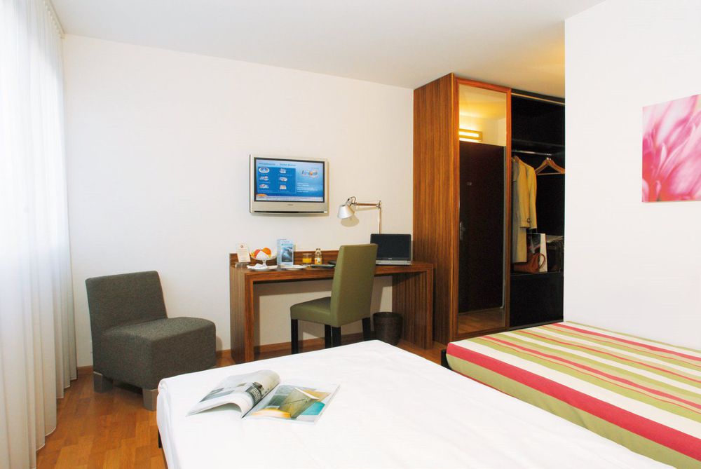 Hotel Belair Wallisellen Room photo
